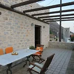 Glowstone Apartman *